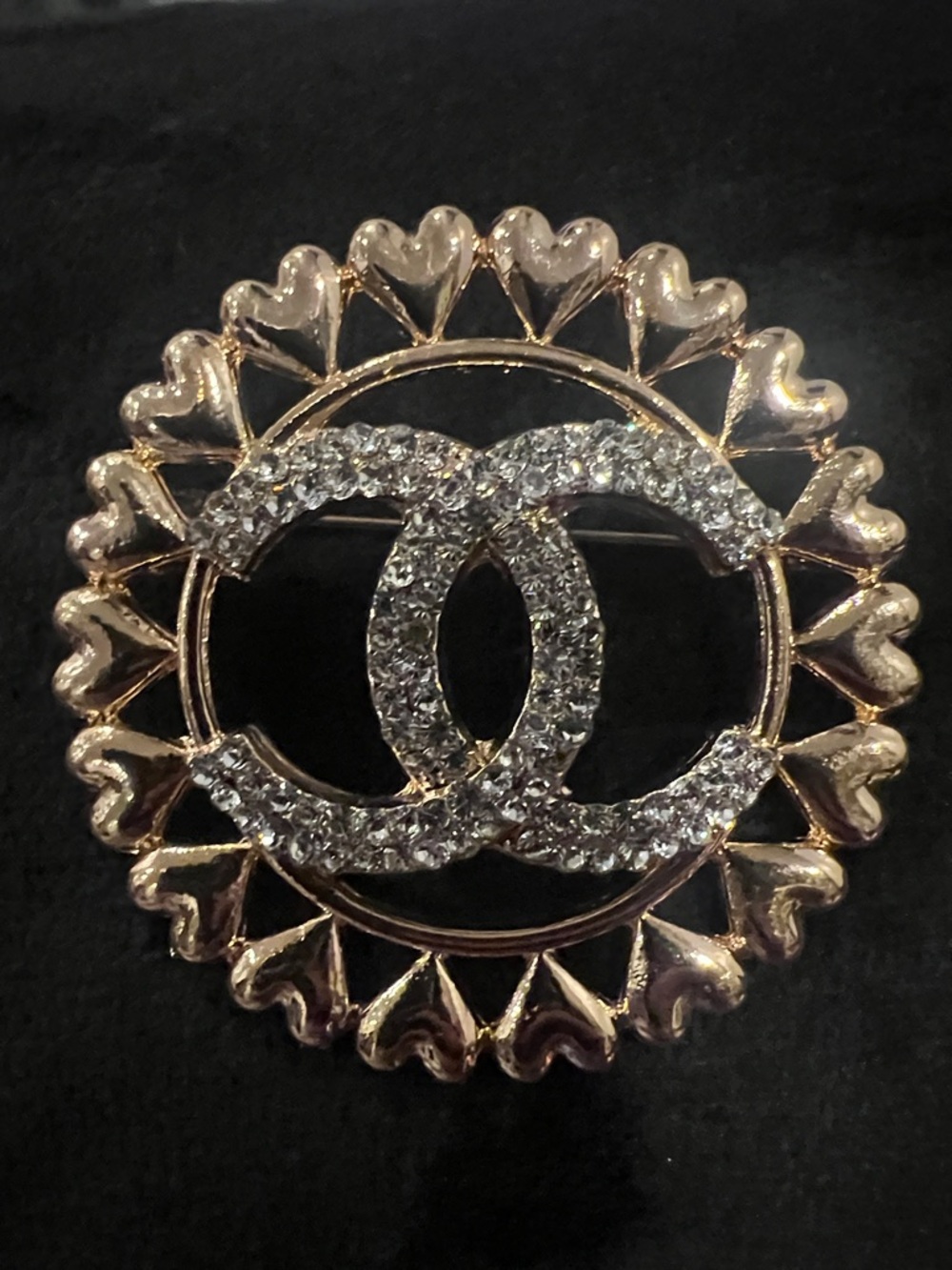 CHANEL Gold-Tone Crystal Double C Heart-Edged Circle Brooch
